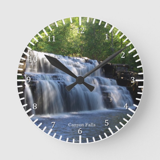 Reloj Redondo Mediano Canyon Falls Clock (Anverso)