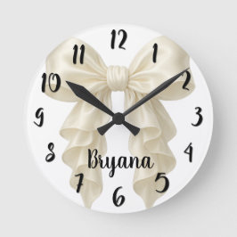 Reloj Redondo Mediano Cascada de crema Ruffle Bow Elegante Posh Femenino