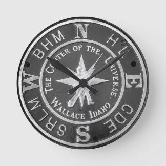 Reloj Redondo Mediano Centro del Universo en Wallace Idaho