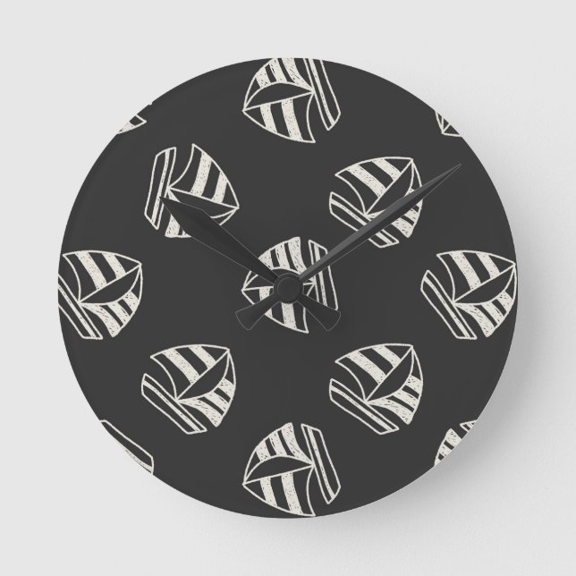 Reloj Redondo Mediano Chalk Drawn Sailboat Pattern (Anverso)