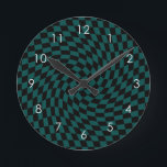 Reloj Redondo Mediano Chequeados negros verdes retro retorcidos<br><div class="desc">Diseño de tablero de ajedrez retro,  en combinación de jungla verde y negro. El tablero de ajedrez retro retorció los años 70 con un diseño psicodélico moderno,  decoración doméstica,  productos de oficina y de escuela,  y retro retorcido regalos a cuadros.</div>