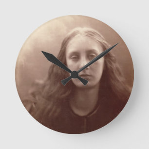 Reloj Redondo Mediano Christabel, retrato de mayo Prinsep, c.1867 (sepia