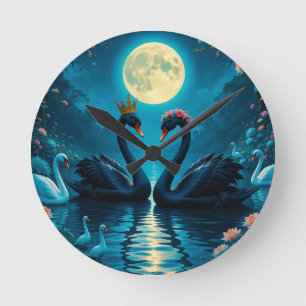 Reloj Redondo Mediano Cisnes Negros Elegantes Bajo Lago Nocturno de Luna