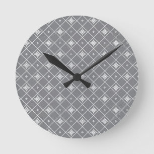 Reloj Redondo Mediano Colgante de cruz geométrica