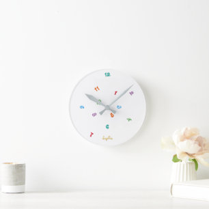 Reloj Redondo Mediano Colores De Diversión Horas Con Nombre Personalizad