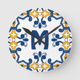 Reloj Redondo Mediano Con 💛 inicial 💙 azules y amarillos Azulejos