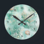 Reloj Redondo Mediano Coral submarino y conchas en color de agua Verde a<br><div class="desc">Transforme su espacio en una tranquila escapada costera con este impresionante reloj circular con un diseño de coral y conchas submarinas. El diseño, pintado en tonos verde azulados tranquilizantes con texturas acuáticas, refleja la magia tranquila del suelo oceánico. Las ramas de coral suaves y las delicadas conchas parecen flotar a...</div>