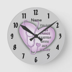 Reloj Redondo Mediano Corazón de Purpura Enfermera RN