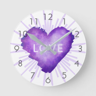 Reloj Redondo Mediano Corazón Morado con AMOR