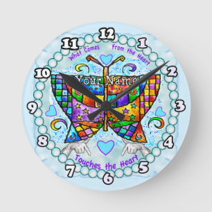 Reloj Redondo Mediano Corazones de mariposa