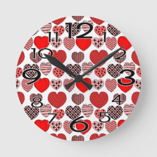 Reloj Redondo Mediano Corazones repetitivos