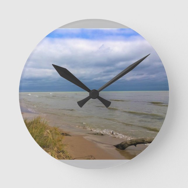 Reloj Redondo Mediano Costa del lago Michigan, Sheyboygan, Indias Occide (Anverso)