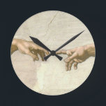 Reloj Redondo Mediano Creación de las manos de Adán - Miguel Ángel<br><div class="desc">Creación de las manos de Adán - Miguel Ángel. 
La creación de Adán. Pintura de la obra maestra del vintage de Miguel Ángel en la capilla de Sistine. creación de Adán,  Miguel Ángel,  capilla de sistine,  obra maestra,  cristianismo,  religión,  fe,  cristiano,  teología,  pintando</div>