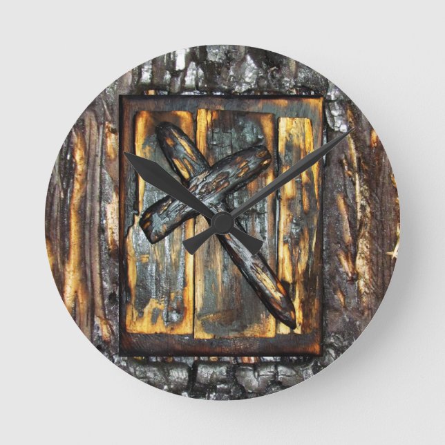 Reloj Redondo Mediano Cruz del Apocalipsis (Anverso)