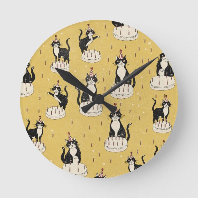 Reloj Redondo Mediano Cumpleaños de gato vintage (Anverso)