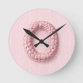 Reloj Redondo Mediano Cute pink O monogram initial crocheted letter boho