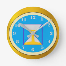 Cute Quirky Hourglass