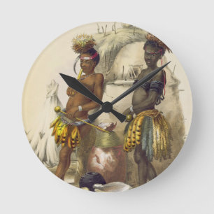 Reloj Redondo Mediano Dabiyaki y Upapazi, muchachos del Zulú en vestido
