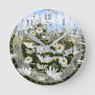 Reloj Redondo Mediano Daisises Blancos Delicados