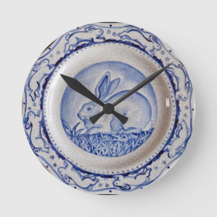 Reloj Redondo Mediano "Dedham Blue" Rabbit Design Clock, Blue & White