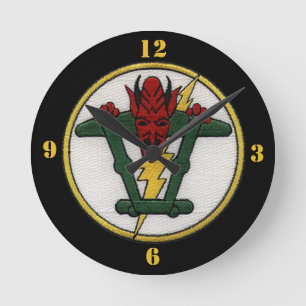 Reloj Redondo Mediano Diablo Bifurcación-atado relámpago P-38