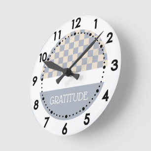Reloj Redondo Mediano Diario Cuadriculado de Gratitud