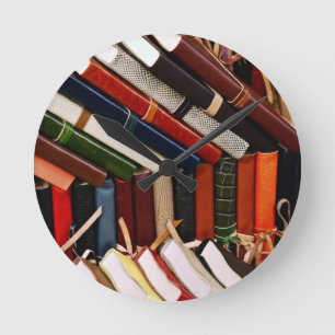 Reloj Redondo Mediano Diarios del Cuero-Límite