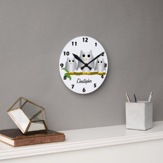 Reloj Redondo Mediano Diseño de búhos plateados personalizados