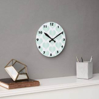 Reloj Redondo Mediano Diseño de Corazones de Menta