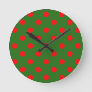 Reloj Redondo Mediano Diseño de patrón de lunares rojos sobre verde
