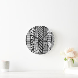 Reloj Redondo Mediano Diseño en blanco y negro a mano
