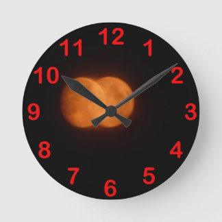 Reloj Redondo Mediano Dos lunas