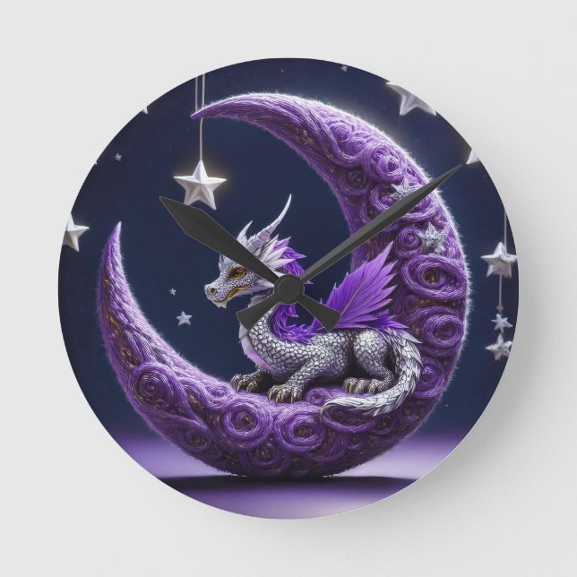 Reloj Redondo Mediano Dragón morado y blanco en una luna creciente (Anverso)