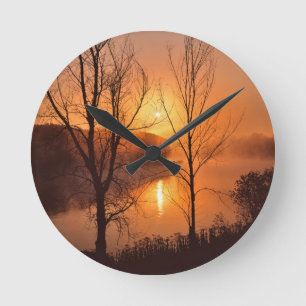 Reloj Redondo Mediano EE. UU., Nueva Inglaterra, Maine. Amanecer de otoñ