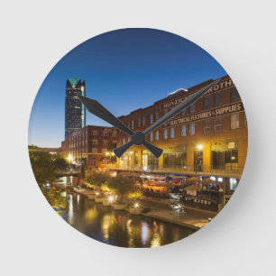 Reloj Redondo Mediano EE.UU., Oklahoma, Oklahoma City, Bricktown