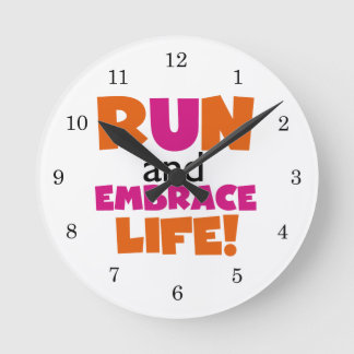 Reloj Redondo Mediano Ejecutar y abrazar rosado Naranja de vida