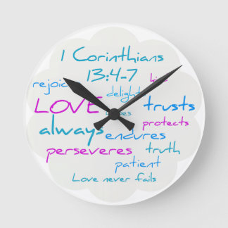 Reloj Redondo Mediano El amor es paciente, amor es bueno