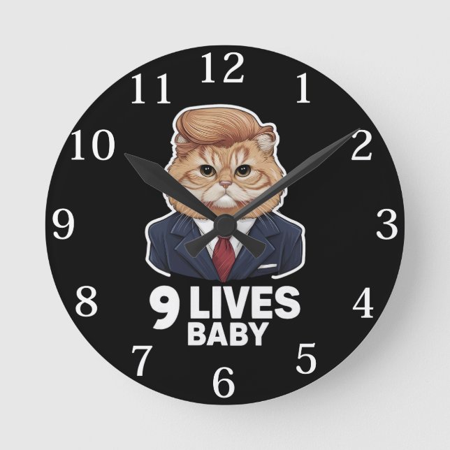 Reloj Redondo Mediano El gato Trump 9 vive a un bebé (Anverso)
