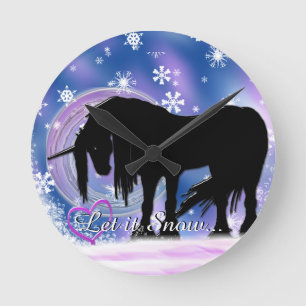 Reloj Redondo Mediano El unicornio negro místico (déjelo la nieve)