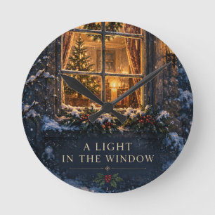 Reloj Redondo Mediano Elegante Navidad, Luz Acogedora en la Ventana de I