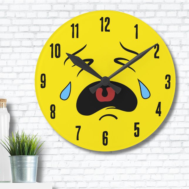 Reloj Redondo Mediano Emoji de cara triste (Funny Emoticon Super Sad Face Crying Emoji Round Clock)