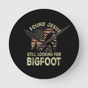 Reloj Redondo Mediano Encontré a Jesús todavía buscando Bigfoot Divertid