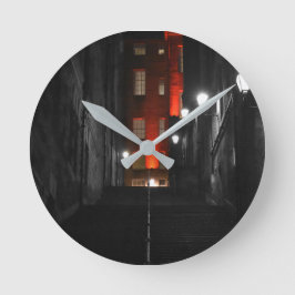 Reloj Redondo Mediano Escalera Gótica