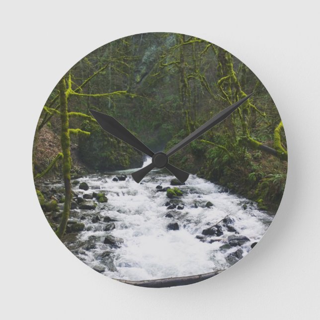 Reloj Redondo Mediano Escurrimiento desde las cataratas del velo de novi (Anverso)