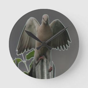 Reloj Redondo Mediano Fallen Angel Dove Wall Clock