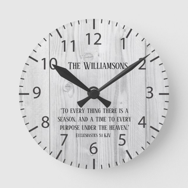 Reloj Redondo Mediano Farmhouse Rustic Wood Time Scripting Verse Family (Anverso)