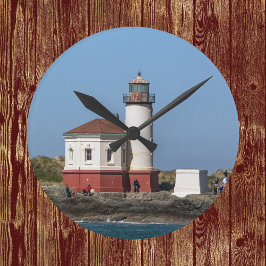 Reloj Redondo Mediano Faro del río Coquille en Bandon Oregon