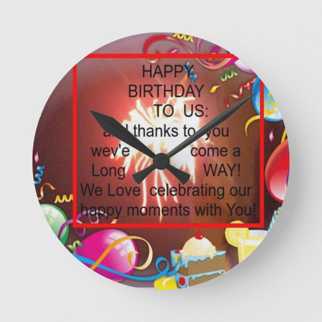 Reloj Redondo Mediano Feliz cumpleaños a la imprenta de arte estadounide (Anverso)