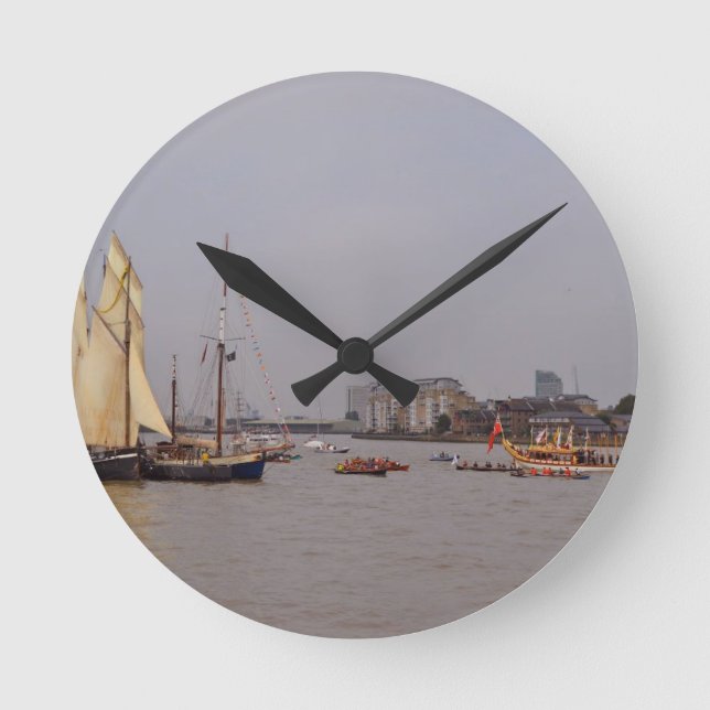 Reloj Redondo Mediano Festival in Greenwich (Anverso)