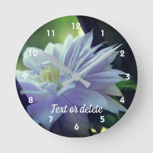 Reloj Redondo Mediano Flor De Lavanda Clematis Enclavada En Trellis